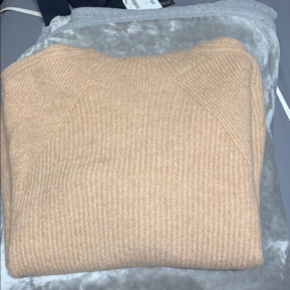 banana republic size large